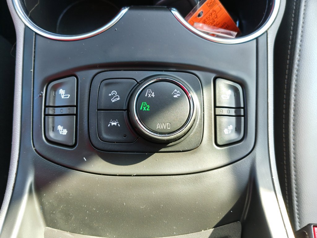 Used 2024 GMC Terrain SLT w/ LPO, Floor Liner Package AWD/4WD image 28