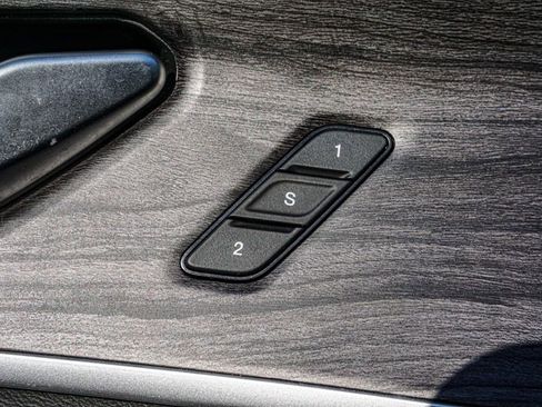 Used 2022 Jeep Grand Cherokee L Limited image 46