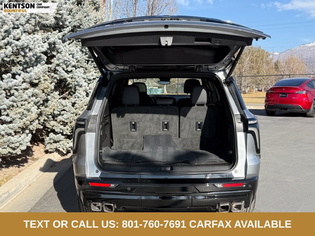 Used 2024 Chevrolet Traverse RS AWD/4WD image 39
