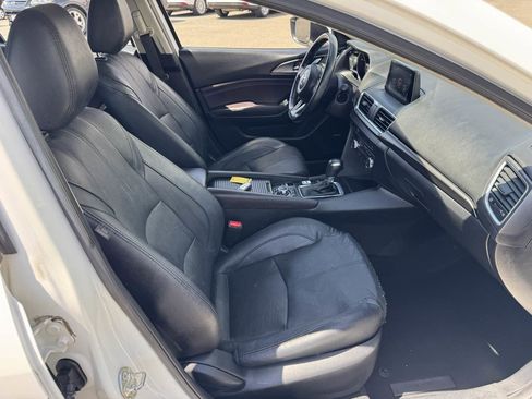 Used 2017 MAZDA MAZDA3 Grand Touring FWD image 13