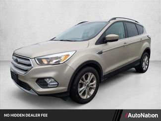 Used 2018 Ford Escape SE FWD video 1