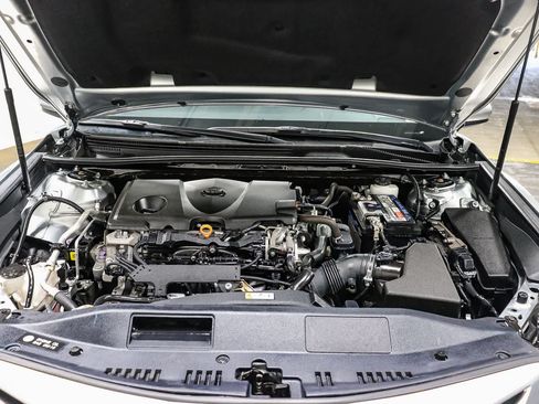 Certified 2020 Toyota Camry SE FWD image 27