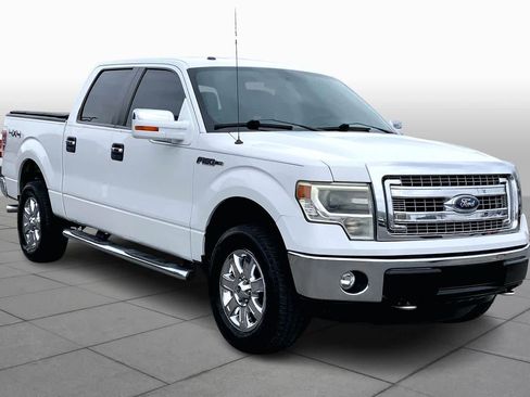 Used 2014 Ford F150 XLT w/ Equipment Group 302A Luxury image 3