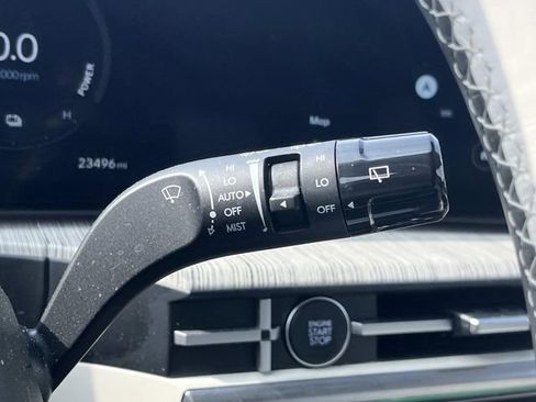 Certified 2025 Hyundai Santa Fe Calligraphy image 33