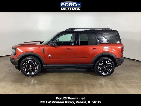 Certified 2023 Ford Bronco Sport Outer Banks w/ Tech Package AWD/4WD image 1