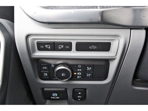 Used 2022 Ford F150 Lariat w/ Equipment Group 502A High image 14