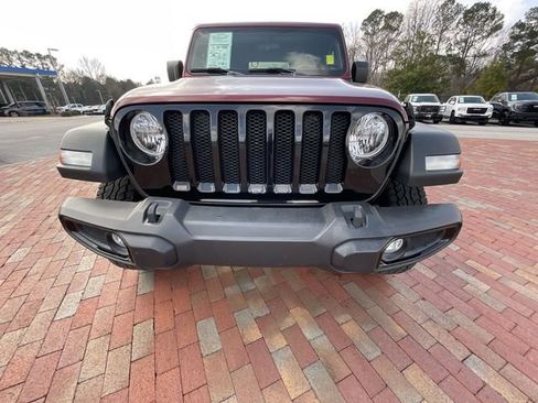 Used 2021 Jeep Wrangler Sport AWD/4WD image 24