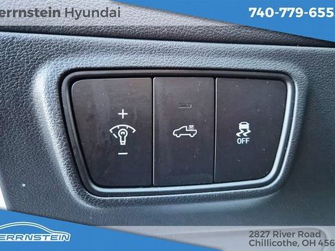 Used 2024 Hyundai Santa Cruz SEL image 17