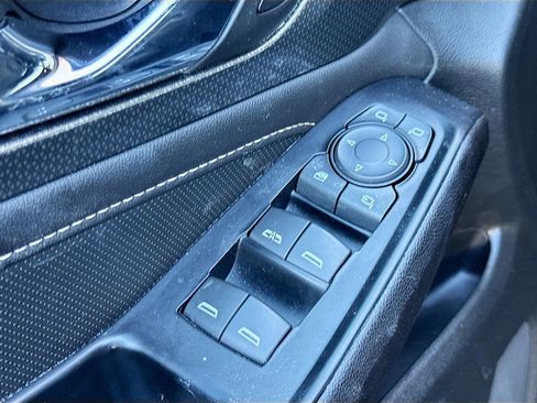 Used 2023 Chevrolet Traverse Premier w/ LPO, Floor Liner Package image 18