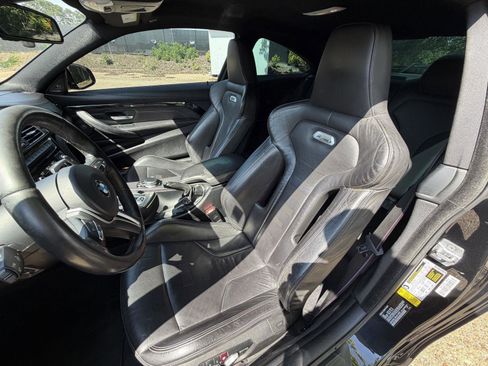Used 2017 BMW M4 Coupe RWD image 15
