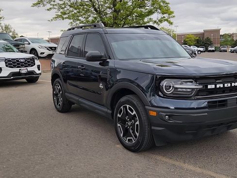 Certified 2023 Ford Bronco Sport Outer Banks w/ Tech Package AWD/4WD image 7