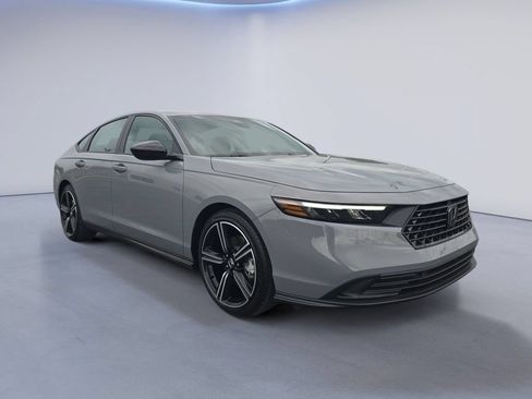 Used 2026 Honda Accord Sport image 8