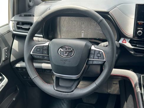 Certified 2025 Toyota Sienna XSE w/ XSE Premium Package AWD/4WD image 46
