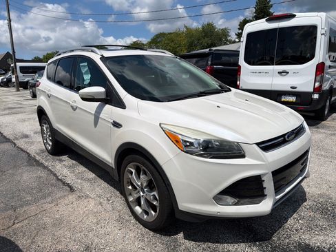 Used 2014 Ford Escape Titanium w/ Equipment Group 401A AWD/4WD image 3
