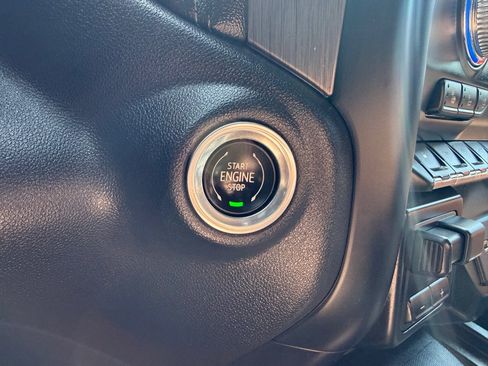 Used 2020 GMC Sierra 1500 Denali w/ Denali Ultimate Package AWD/4WD image 31