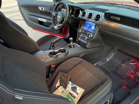 Used 2021 Ford Mustang GT w/ Equipment Group 301A image 9