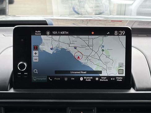 Used 2025 Honda Pilot Black Edition image 14