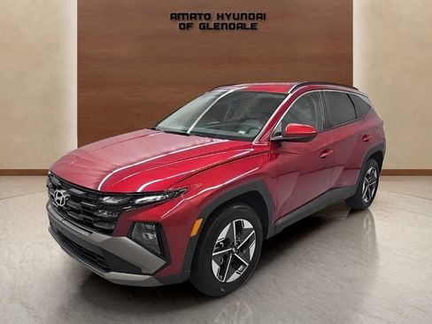 Certified 2025 Hyundai Tucson SEL AWD/4WD image 9