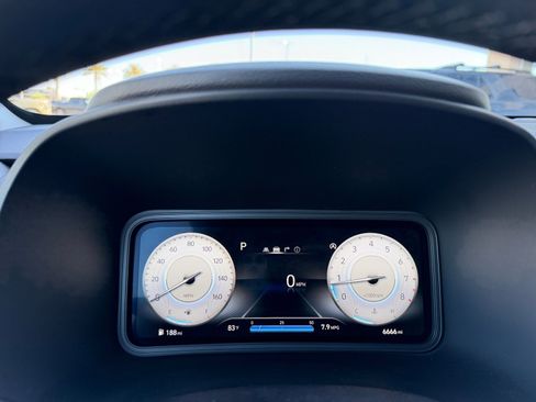 Certified 2023 Hyundai Kona Limited FWD image 10