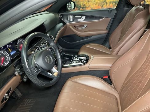 Used 2017 Mercedes-Benz E 300 4MATIC image 20