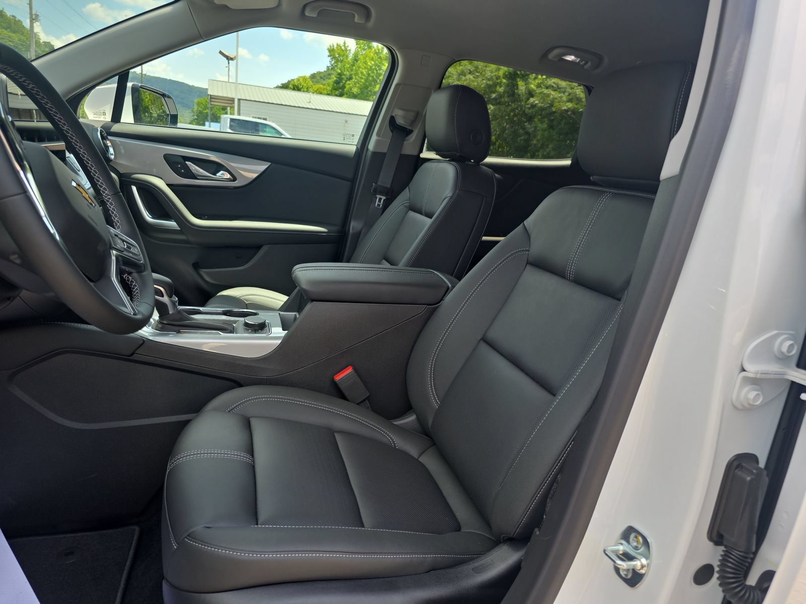 New 2026 Chevrolet Blazer LT FWD image 14