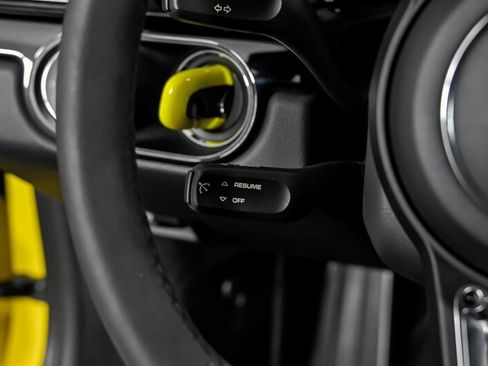 Used 2018 Porsche 911 Carrera T RWD image 23