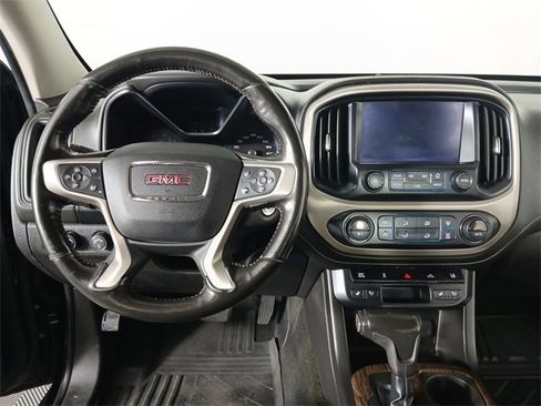 Used 2018 GMC Canyon Denali image 8