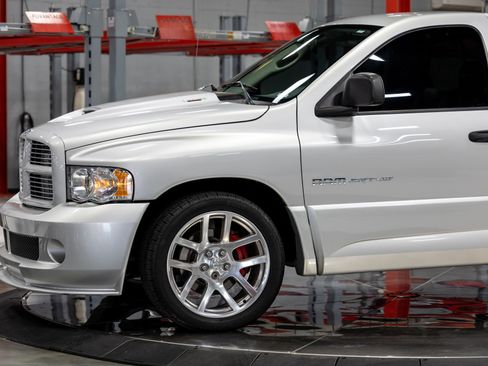 Used 2004 Dodge Ram 1500 Truck 2WD Regular Cab image 13