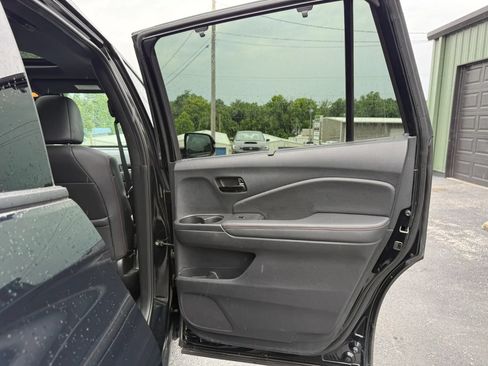 Used 2024 Honda Passport Black Edition image 26