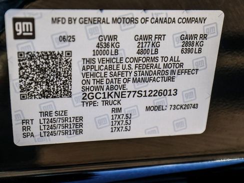 Used 2025 Chevrolet Silverado 2500 LT w/ Convenience Package AWD/4WD image 39