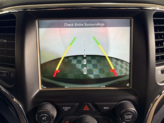 Used 2017 Jeep Grand Cherokee Laredo AWD/4WD image 32
