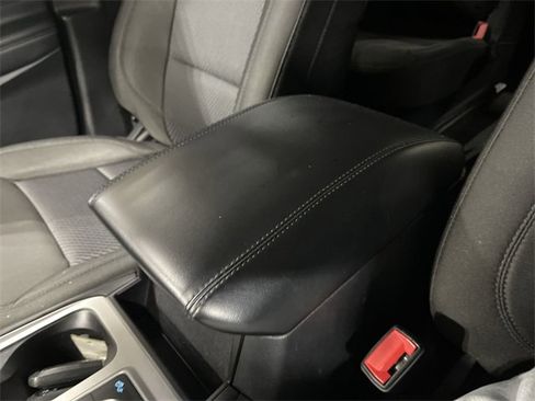 Used 2023 Ford Explorer XLT image 25