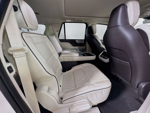 Used 2020 Lincoln Navigator L Black Label w/ Cargo Convenience Package AWD/4WD image 35