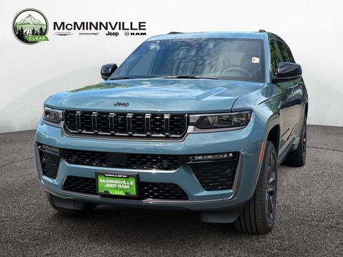 New 2026 Jeep Grand Cherokee L Limited AWD/4WD image 1