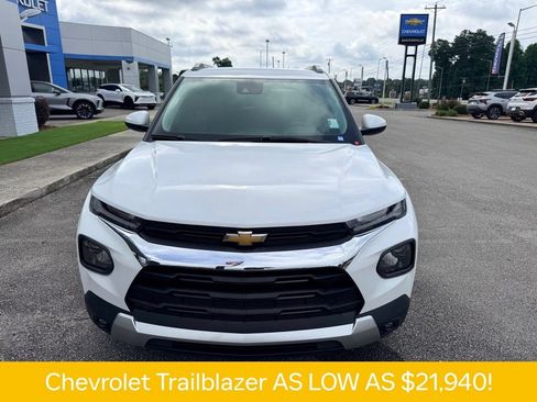 Used 2023 Chevrolet TrailBlazer LT FWD image 19