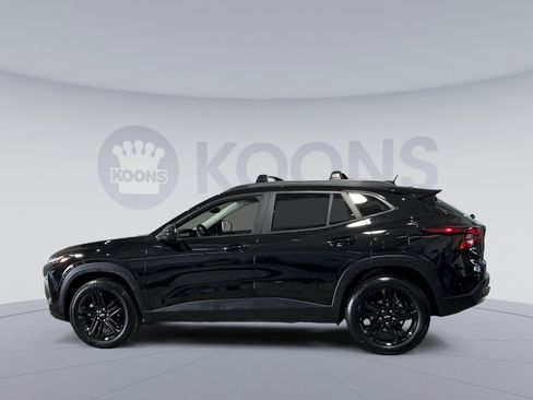 Used 2025 Chevrolet Trax ACTIV w/ Driver Confidence Package image 13