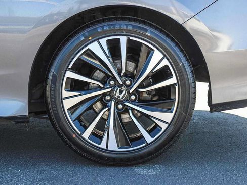 Used 2016 Honda Accord EX image 10