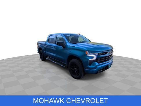 Used 2023 Chevrolet Silverado 1500 RST AWD/4WD image 2