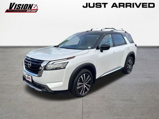 New 2025 Nissan Pathfinder Platinum w/ Lighting Package (N92) 360° Tour