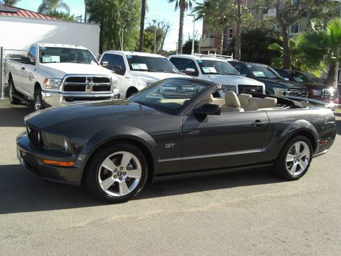 Used 2007 Ford Mustang GT Premium image 3