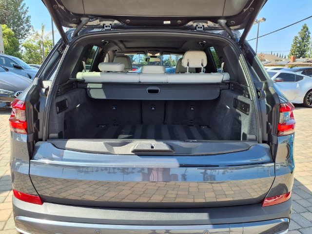 Used 2022 BMW X5 sDrive40i w/ Parking Assistance Package RWD image 9