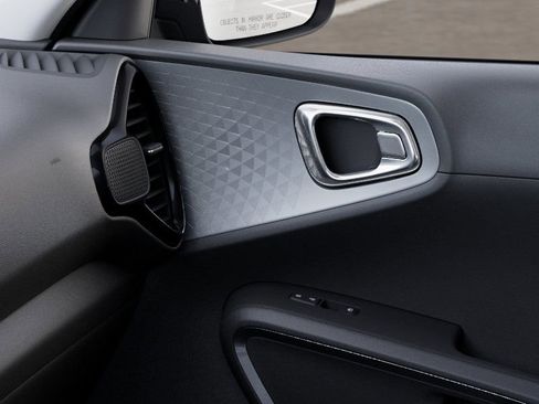 New 2025 Kia Soul S image 25