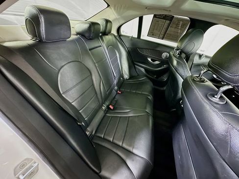 Used 2015 Mercedes-Benz C 300 4MATIC Sedan image 29