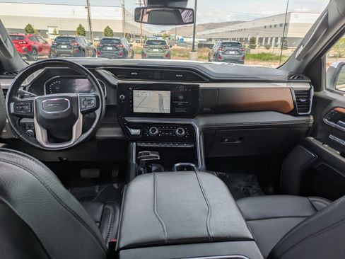 Used 2023 GMC Sierra 1500 Denali AWD/4WD image 23