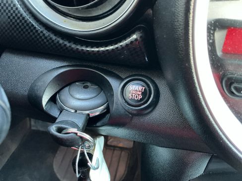 Used 2013 MINI Cooper S image 29