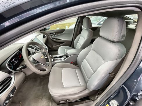 Used 2020 Chevrolet Malibu LS w/ Driver Confidence Package II image 19