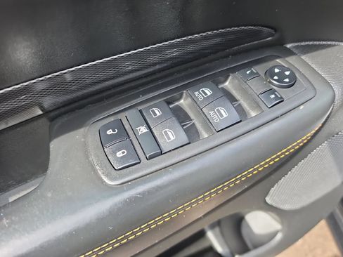 Used 2023 Dodge Durango R/T AWD/4WD image 11
