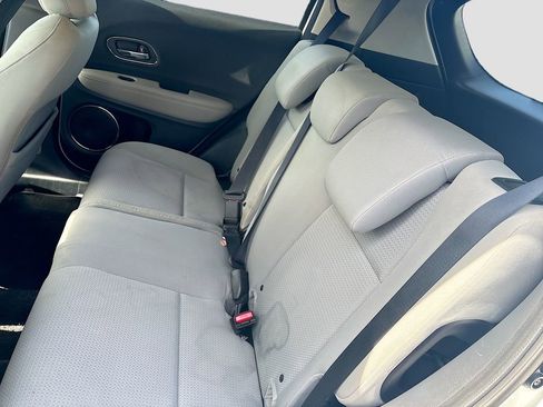 Used 2021 Honda HR-V EX image 24