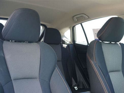 Used 2019 Subaru Crosstrek 2.0i Premium AWD/4WD image 30