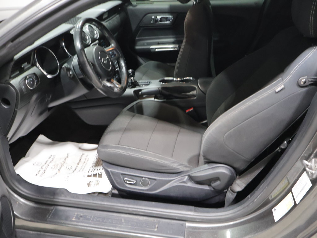 Used 2016 Ford Mustang Coupe w/ Equipment Group 051A RWD image 10